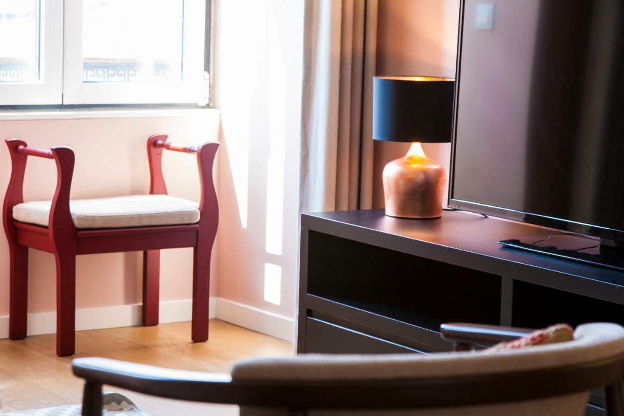 Joivy Sublime 2Br Apt On Restauradores Square Nearby Rossio Station Lisbon Exterior photo